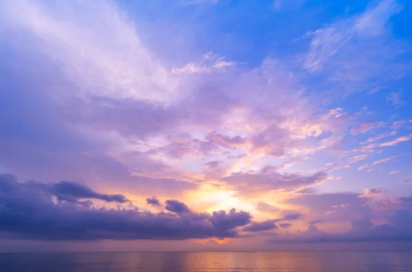 Landscape Long Exposure Majestic Clouds Sky Sunset Sunrise Sea Reflection — Foto Stock