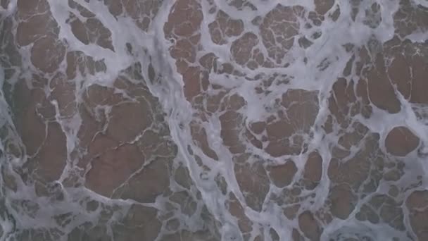Ocean Hullámok Összeomlik Habzik Lassú Mozgással Gyönyörű Tenger Nyári Szezonban — Stock videók