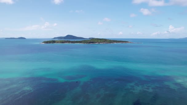 Aerial View Seashore Phuket Island Beautiful Sea Surface Amazing Waves — Wideo stockowe