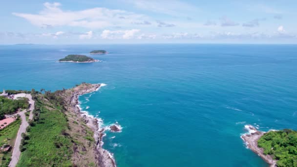 Aerial View Seashore Phuket Island Beautiful Sea Surface Amazing Waves — ストック動画