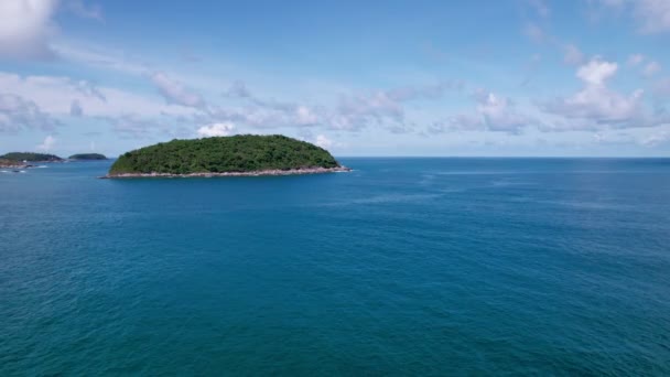 Aerial View Seashore Phuket Island Beautiful Sea Surface Amazing Waves — Vídeo de stock