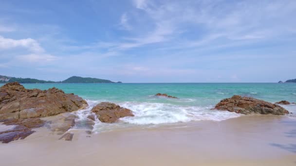 Spiaggia Sabbiosa Paesaggio Tropicale Nella Giornata Sole Stagione Estiva Saluto — Video Stock