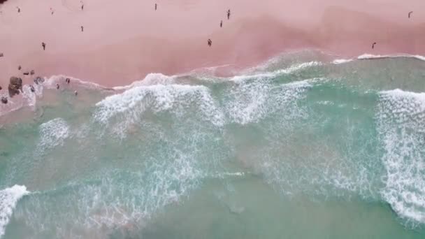 Wysokiej Jakości Materiały Filmowe Top View Sea Beach Beautiful Waves — Wideo stockowe