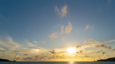 4K Time lapse of Majestic sunset or sunrise landscape Amazing light of nature cloudscape sky and Clouds moving away rolling colorful dark sunset clouds Footage timelapse.Nature environment background