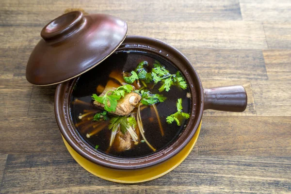 stew of pork and herbal soup, ba kut teh,Malaysian stew of pork and herbal soup