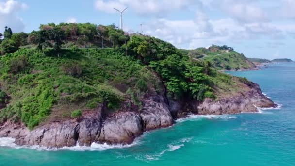 Aerial View Top Seashore Big Wave Crashing Rock Cliff Beautiful — Stock Video