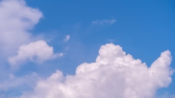 Příroda Cloudscape Čas Lapse Timelapse Bílých Mraků Tekoucích Obloze Pozadí — Stock video