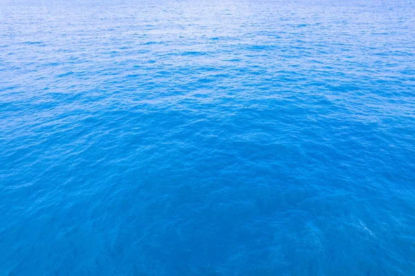 Vista Aérea Superficie Del Mar Vista Pájaro Foto Olas Azules — Foto de Stock