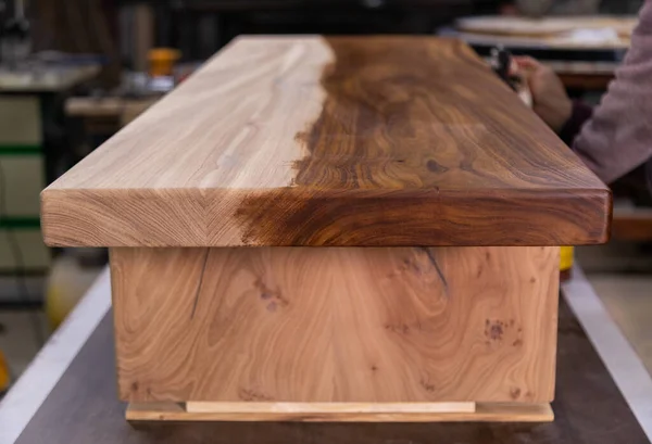 Half Coated Wooden Table Protective Flaxseed Oil Workshop Handmade Wooden — 스톡 사진
