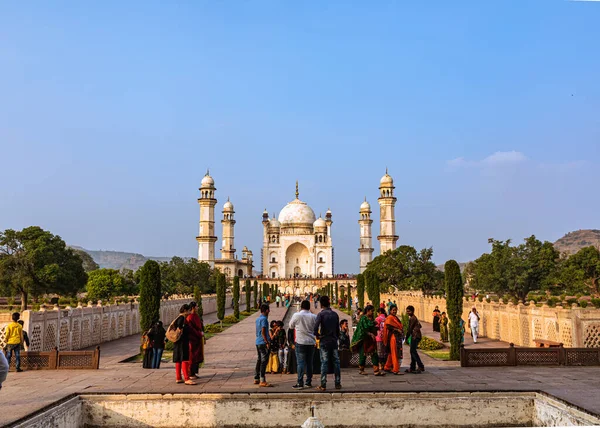 Aurangabad Hindistan 'daki Begum ka Makbara Tajmahal' e benziyor.