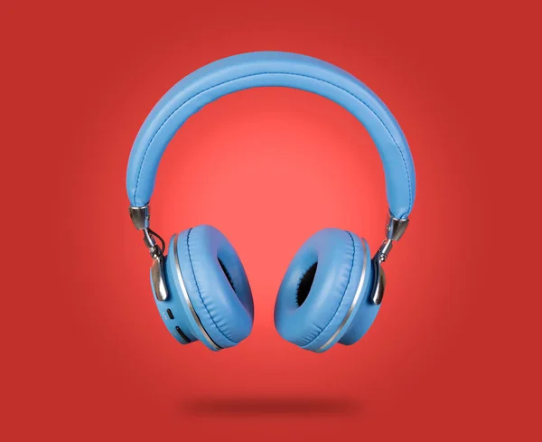Blue Color Isolated Wireless Headphone Red Banner Template — Stock Photo, Image