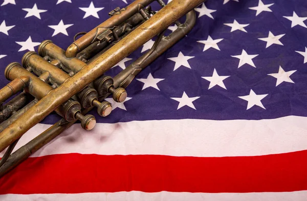 Closeup Vintage Trumpet Usa Flag November Veterans Day Banner — Stok fotoğraf