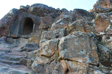 Eski kalenin antik şehrinin kalıntıları.