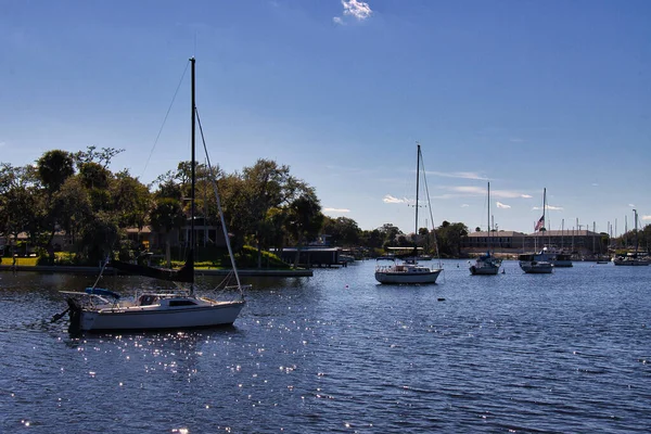 Enjoying Sunny Winter Day Water Eau Gallie Florida — Stock Photo, Image