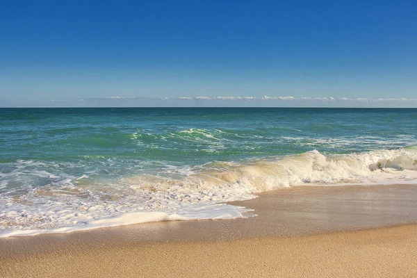 Sebastian Inlet Eyalet Parkı Florida 'daki İspanyol Evi' nde terk edilmiş plajlar.