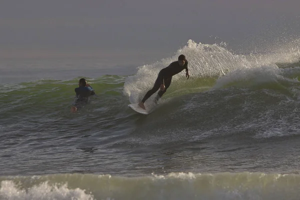 Surfando Ondas Inverno Ponto Rincon Califórnia — Fotografia de Stock