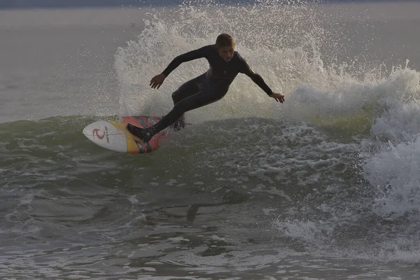 Surfing Vintervågor Vid Rincon Punkt Kalifornien — Stockfoto