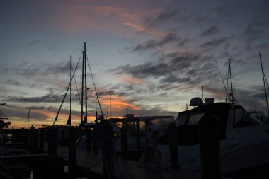 Florida 'daki boş plajlarda kış fırtınası