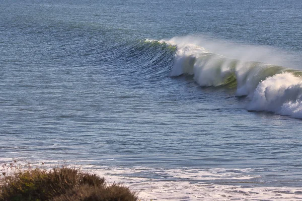 Surf Scogliera Ventura California 2022 — Foto Stock