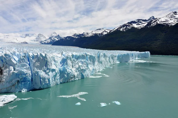 글레이셔스 Los Glaciares National Park 아르헨티나 파타고니아의 산타크루스 남서부에 위치한다 — 스톡 사진