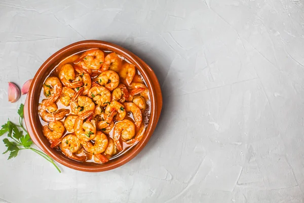 Traditional Spanish Shrimp Garlic Gray Modern Background Copy Space Usually — Stock Photo, Image