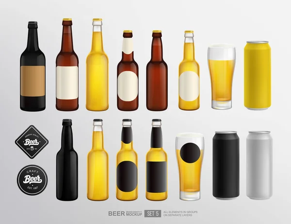 Ρεαλιστικά Γυάλινα Μπουκάλια Μπύρας Και Τενεκεδένια Δοχεία Για Σχεδιασμό Ταυτότητας — Διανυσματικό Αρχείο