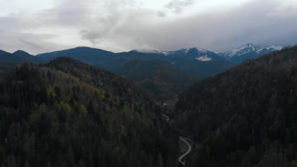 House Foot Mountain Fog Top View — Stock video