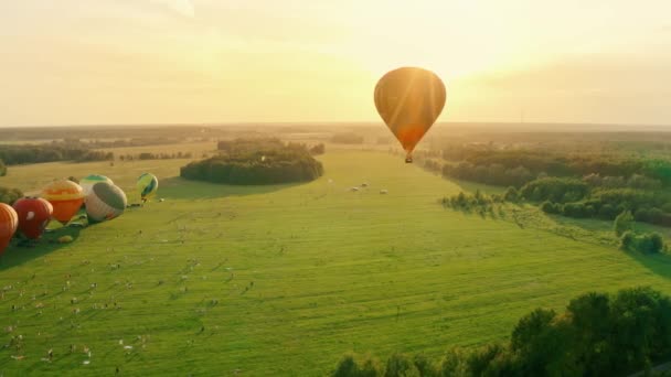 Ukraine Kolonshchyna June 2020 Colorful Hot Air Balloons Rays Sun — Stock video