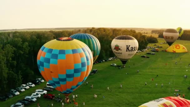 Ukraine Kolonshchyna June 2020 Multi Colored Balloons Preparing Festival Balloon — Stockvideo