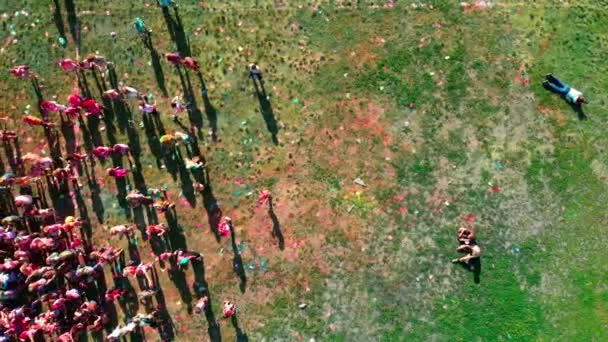 Top View Crowd People Throwing Colored Powder Holi Festival Colors — Stock Video