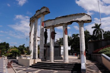 Kahraman Anıtı (Tugu Pahlawan), Surabaya 'daki Ulusal Anıt, Kahramanlar Günü, Doğu Java, Endonezya. 