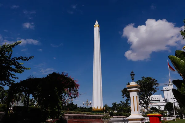 Μνημείο Του Ήρωα Tugu Pahlawan Είναι Εθνικό Μνημείο Στο Surabaya — Φωτογραφία Αρχείου