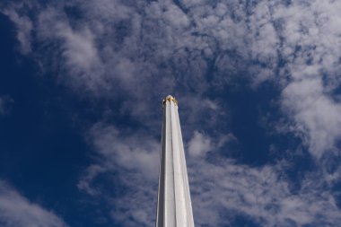 Kahraman Anıtı (Tugu Pahlawan), Surabaya 'daki Ulusal Anıt, Kahramanlar Günü, Doğu Java, Endonezya. 