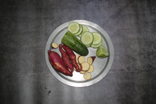 Sebzeler tatlı patates arka planda güzel bir görüntü.