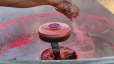 Tatlı pembe renk Boru döşemeli makine