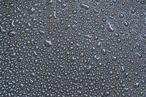 Gotas Gotas Bolhas Miçangas Gotas Água Superfície Preta Teflon Monocromático — Fotografia de Stock