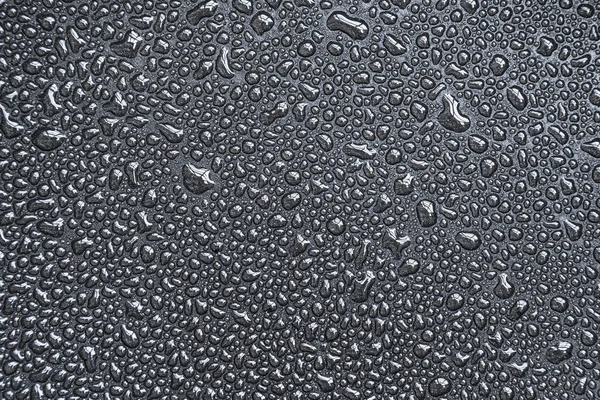 Gotas Gotas Bolhas Miçangas Gotas Água Superfície Preta Teflon Monocromático — Fotografia de Stock