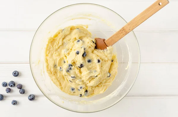 Raw Dough Lemon Muffins Blueberries Shtreisel White Wooden Background Recipe — Foto de Stock