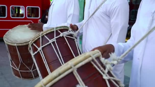 Arab drummers play — Stock Video