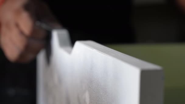 Sandpaper cleans the board — Stock Video