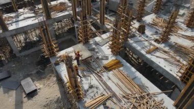 İnşaat alanının insansız hava aracı görüntüsü