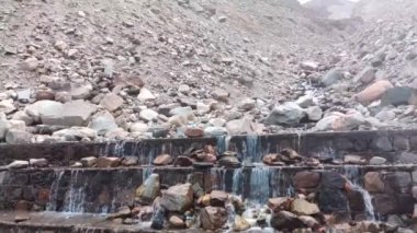 Dağdan Gelen Su