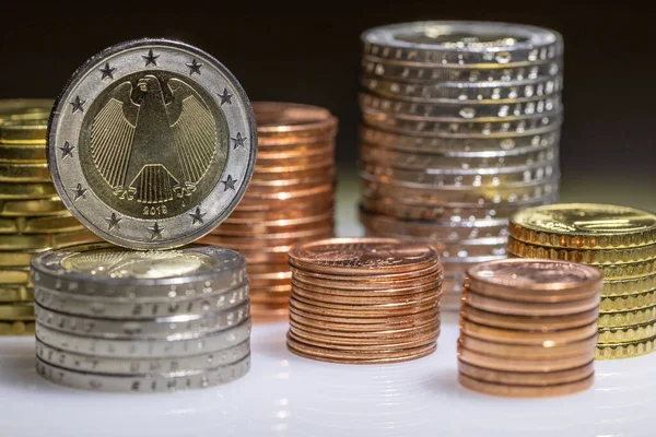 Πυργίσκος Στοιβαγμένα Κέρματα Ευρώ — Φωτογραφία Αρχείου