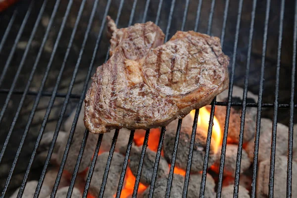 Dobře Udělaný Steak Grilu — Stock fotografie