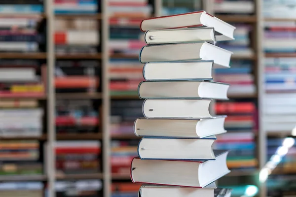 Stack Books Front Bookshelf — Stock Photo, Image