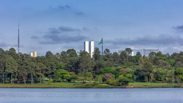 Vista Parlamento Casa Brasileira Lago Paranoa Brasília Brasil Cercado Por — Fotografia de Stock