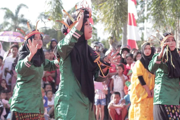 Labuan Bajo Indonesia Agosto 2019 Desfile Independencia Que Asistieron Niños — Foto de Stock