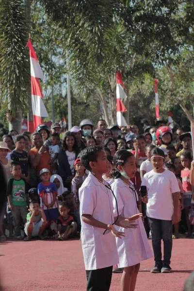 Labuan Bajo Indonésie Août 2019 Défilé Indépendance Auquel Ont Assisté — Photo