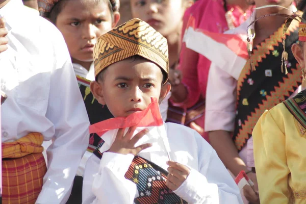 Labuan Bajo Indonesia Agustus 2019 Parade Kemerdekaan Yang Dihadiri Oleh — Stok Foto