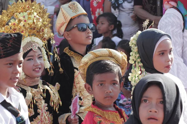 Labuan Bajo Indonésie Août 2019 Défilé Indépendance Auquel Ont Assisté — Photo